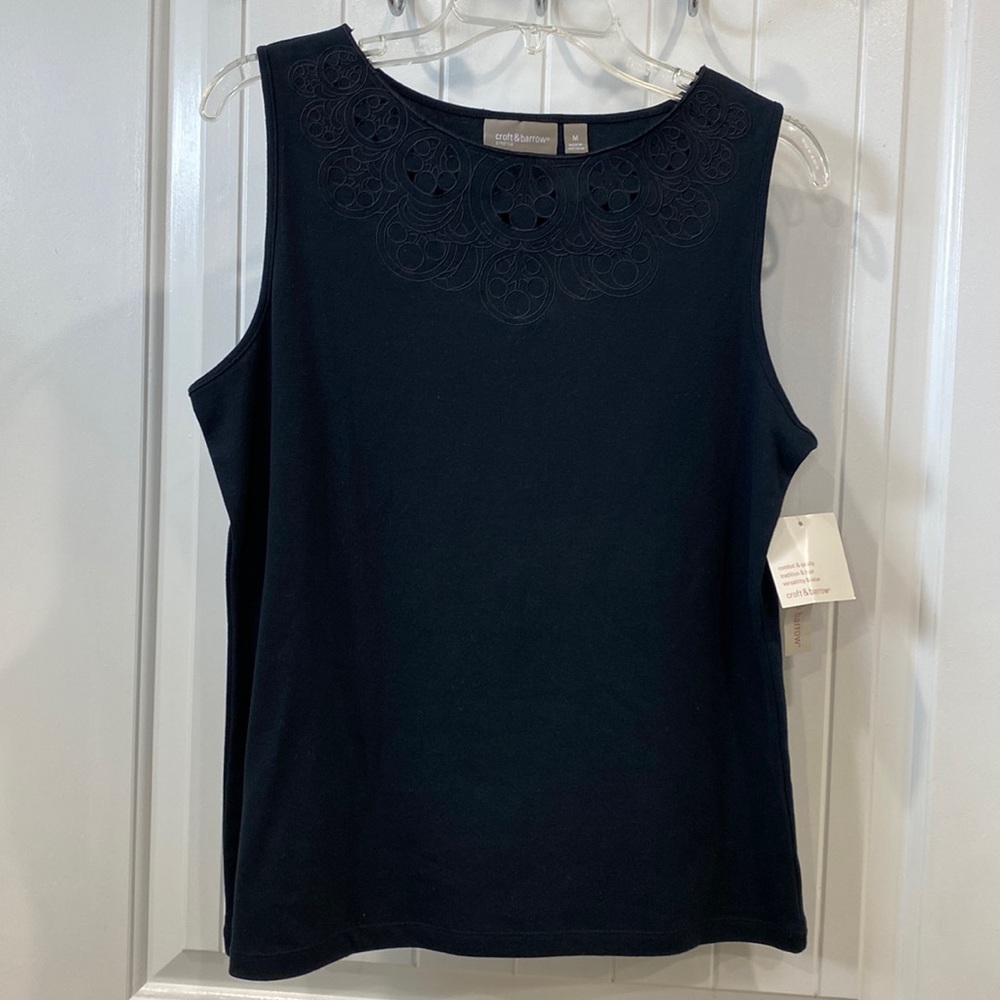 Croft & barrow Sleeveless Top Size M